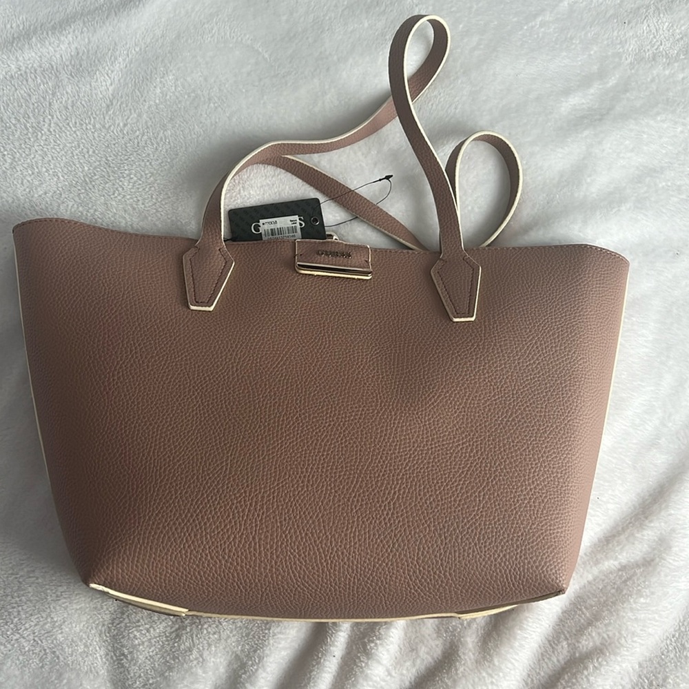 Guess tote bag with removable insert/bag NWT!